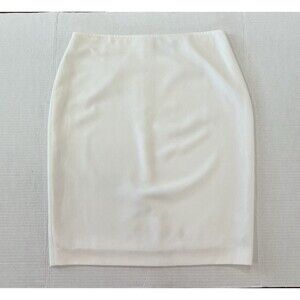 St. John Collection Classic Pencil Skirt Size 8 White  Above Knee , Lined